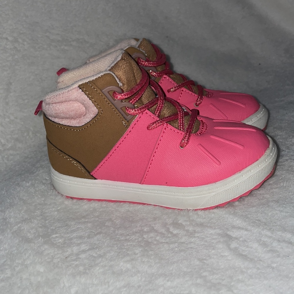 Osh Kosh B’gosh pink and brown boot